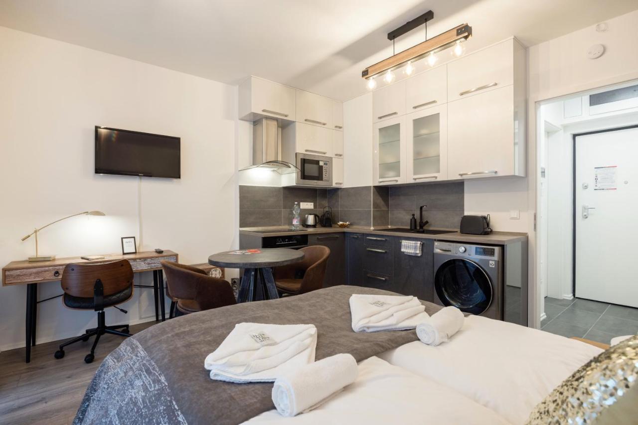 Central Sphere Apartment Budapest Exteriör bild