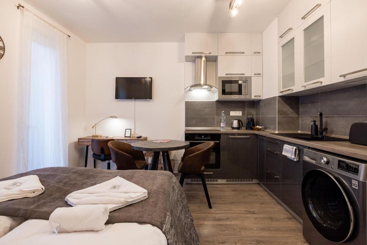 Central Sphere Apartment Budapest Exteriör bild