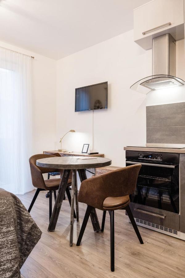 Central Sphere Apartment Budapest Exteriör bild